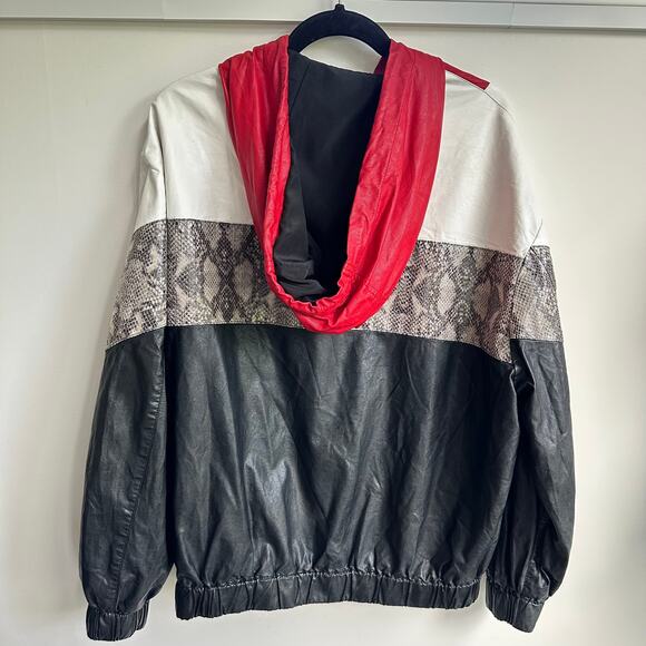 MSGM Faux Leather Sz 10 Large Snake Print Bomber Jacket IT 44 Black Red Designer - Picture 8 of 12